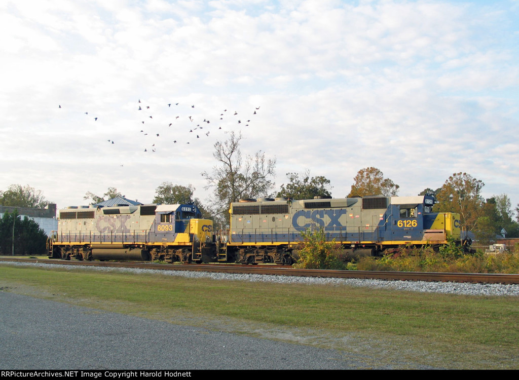 CSX 6093 & 6126 in the wye near the yard office